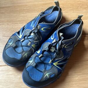 Merrill water sneakers, size 11, blue